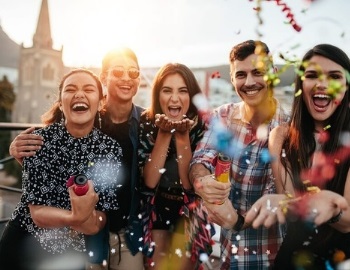 la felicidad y la amistad